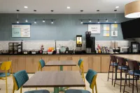 Garner Hotel AIKEN SOUTH by IHG - 朝食