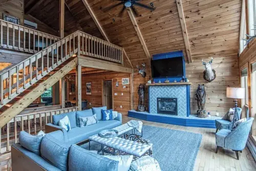 Cozy Secluded Lodge ~ Hottub/Pool/Sauna/Gameroom Jay otelleri