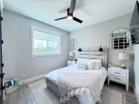 Brand New / Modern / Beachfront Oasis / Grill / 2 Car Garage