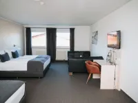 Alpenglühen Smart Hotel Hotels in Olching