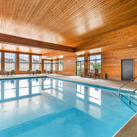 Super 8 by Wyndham la Crosse
