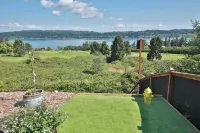 Fairway Harbor View by AvantStay Outdoor Oasis