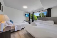 Quite House Near the Vancouver Airport فنادق في ديلتا