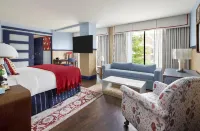 Graduate by Hilton Dallas - balcony