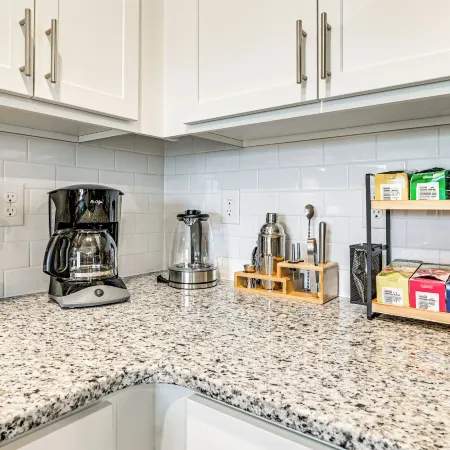 2 Mi to Shore: Newly Built Surfside Beach Gem