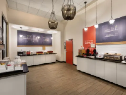 Hampton Inn Charlotte-Belmont @ Montcross Hotels in Gaston County