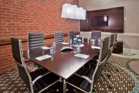 Hampton Inn & Suites Chapel Hill-Carrboro/Downtown - 2-Star
