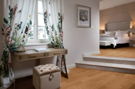 Villa in Vabriga with Private Pool & Garden