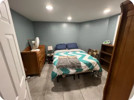 Cozy 1-bedroom apartment with WiFi, AC in enchanting Lansdale Отели в г. Товаменсин Тауншип