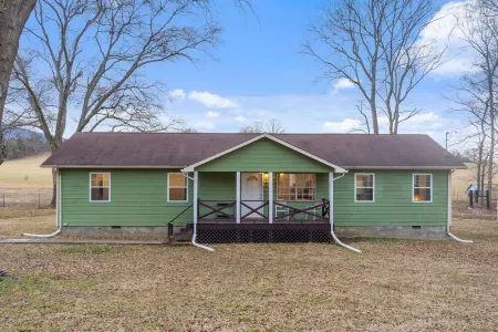 Mountain View River Retreat