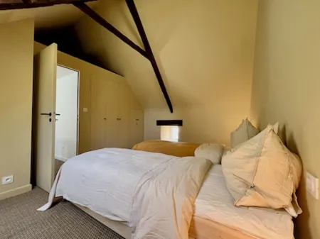 Le Cocon-pretty outbuilding- 4p-fenced garden- Wifi-near the beach