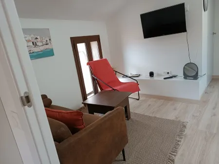 Rental in Cerbere (minimum 7-night restriction) Отели в г. Сербер