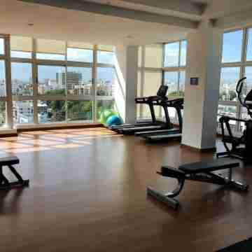 Santo Domingo Apartment with Rooftop Pool with Ocean & City Views Fitness & Recreational Facilities