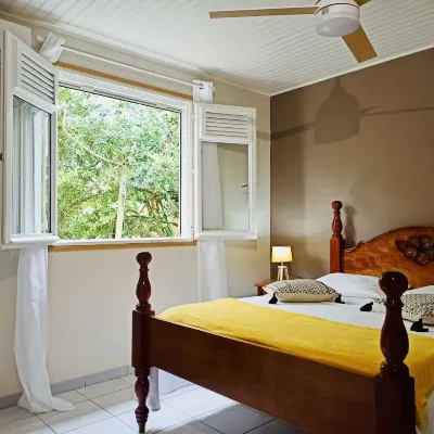 Villa Trôpik Diamond et Bungalow, Piscine et Proche Plage