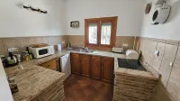 Spacious, cozy and family-friendly apartment above Lake Iznajar Hotels in Rute