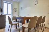 Charming apartment 3 bedrooms, 5 minutes walk from lake and train station