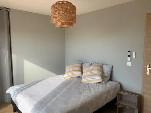 Jolie Dépendance Avec sa Très Belle vue mer