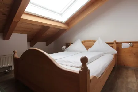 Alpine apartment with balcony great view