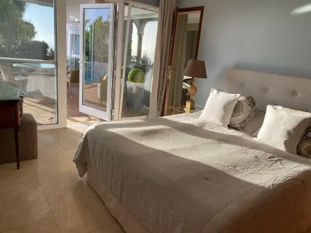 Villa Gecko Отели в г. Асентехо