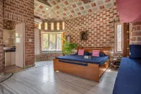 The Orchard Farm, Manesar- Luxury Pet- Friendly Farm with private pool & Jacuzzi Hotels in Mewat