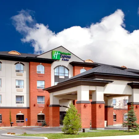 Holiday Inn Express & Suites Whitecourt Southeast by IHG