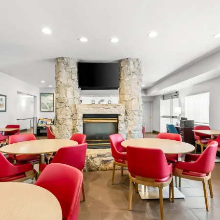 Comfort Inn & Suites Bellevue - Omaha Offutt AFB