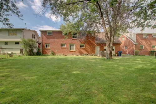 Cozy Stylish Apartment very close to Highmark Stadium