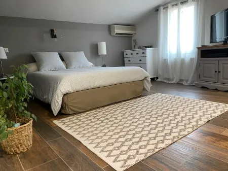 Beautiful villa 8 minutes from Nîmes