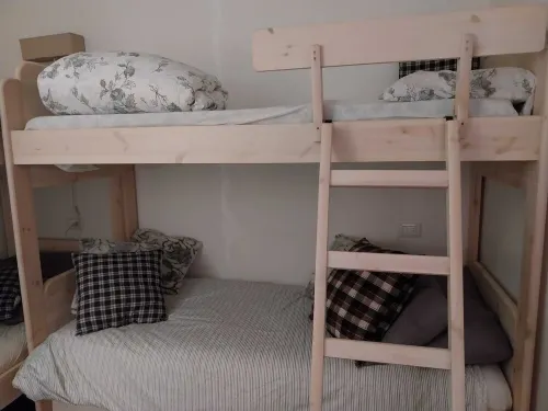 On the ground floor a wonderful renovated comfortable apartment! Hotels in Gallio