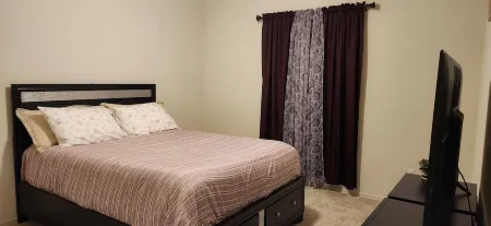 Superb 4-bedroom house with AC in Maricopa Отели в г. Марикопа