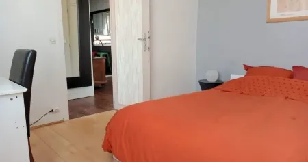 Duplex apartment 120 m2 in a peaceful little town on the outskirts of Paris