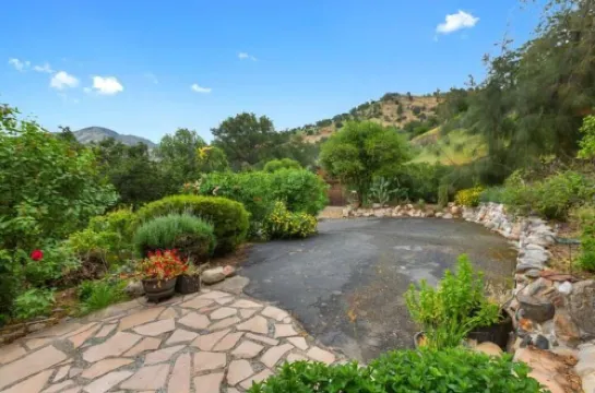 No Cleaning Fee ~ Awesome Views~8Beds~Near Restaurants & Sequoia Park