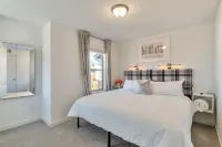 Charming 3-bedroom, 4 Bath Townhome in Arvada, CO