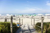 Beach Front Apartment nearby Riviera Golf Club