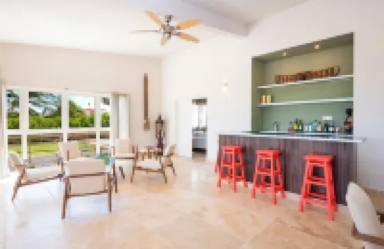 Villa Pétronille, Spacious luxury villa, sleeps 18 Cap Est, Le François