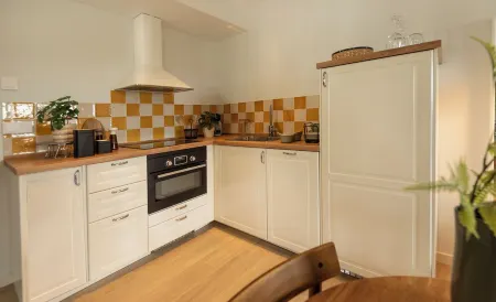 Loft apartment with balcony in the neighborhood of Monachil