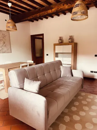 Charming apartment in Tuscan farmhouse