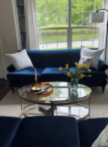 Beautiful newly decorated and centrally located home minutes from Camden Harbor.