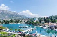 Apartments & Rooms Mihajica - 3-Star