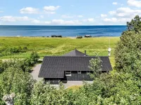 "Thorman" - 75m from the Sea Hotels in Grena