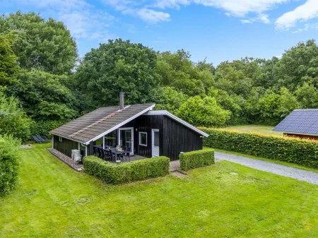 "Corinna" - 28km from the Sea