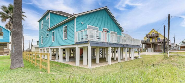 Large Group Gulf Retreat, Steps to Surfside Beach! Hotels in Surfside Beach