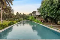 Atmaveda Riverside Homestay - Pools