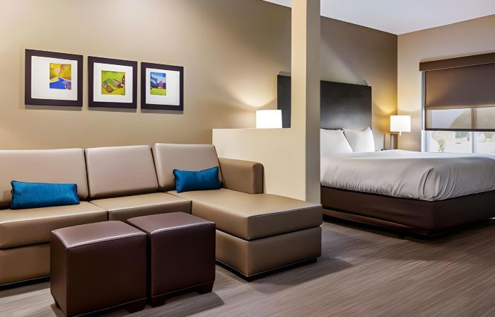 Comfort Suites Wooster Near University Campus