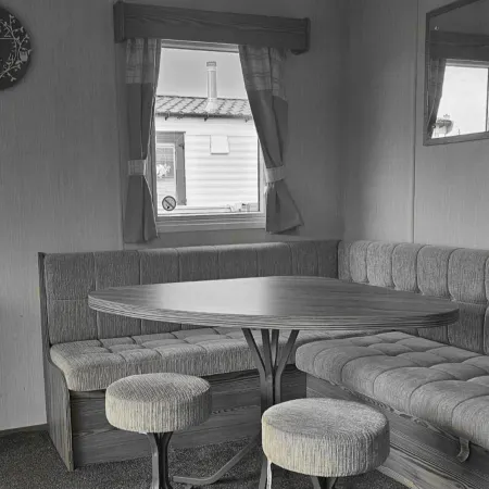 3 Bed Caravan - Near Beach, 5 Star Reviews, Wifi
