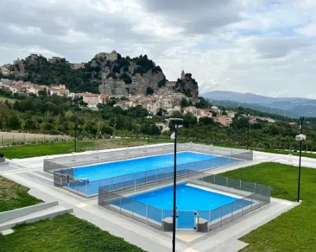 多姆斯酒店 伊塞爾尼亞省酒店