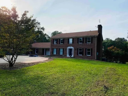 The Franklin Estate - Suite D-Private Apt-King Bed