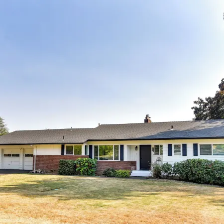 Serene Forest Grove Home w/ Deck & Stunning Views!