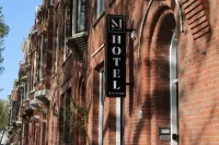 Mr.Lewis Rotterdam Hotels in Schiedam