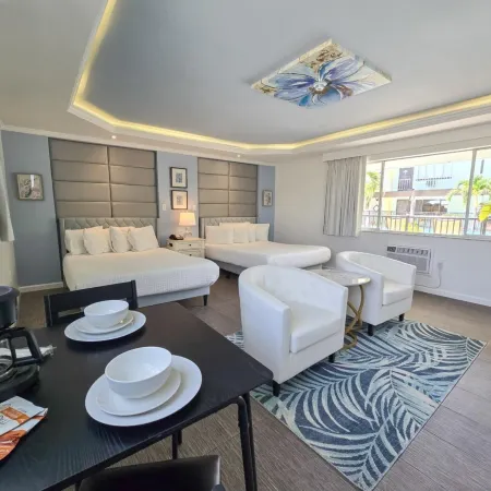 Island House Resort Hotel